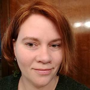 Meet your Posher, Carrie